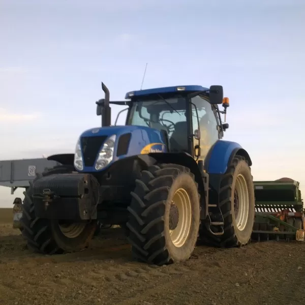 New Holland TS 135A