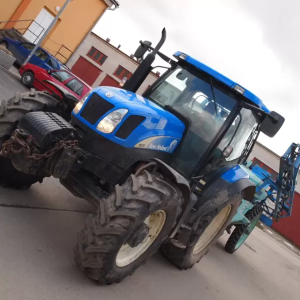 New Holland TS 135A